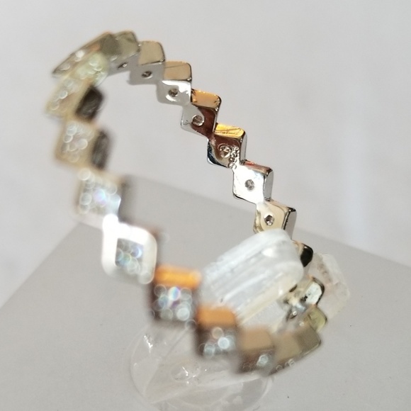 HOST PICK!!! 🎀 Eternity Band - Picture 4 of 7